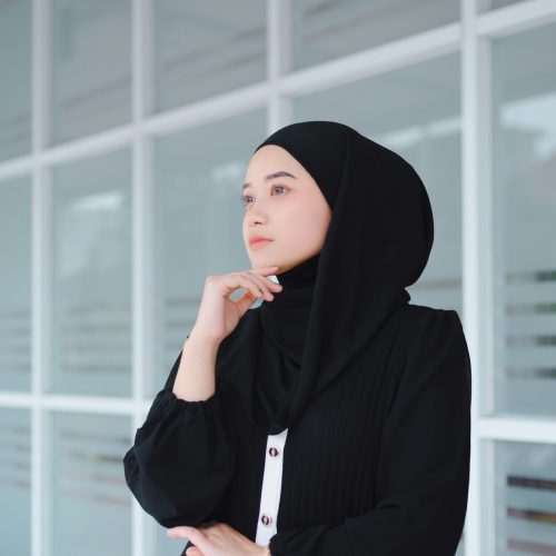 chandri-anggara-AZdsyAKfS7M-unsplash